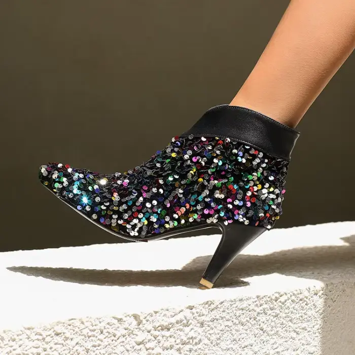 Bottes courtes à talons hauts et paillettes argentées pour femmes, style sexy, bottes modernes, talons fins, semelle en caoutchouc, ajustement parfait, ocassions spéciales et sorties nocturnes