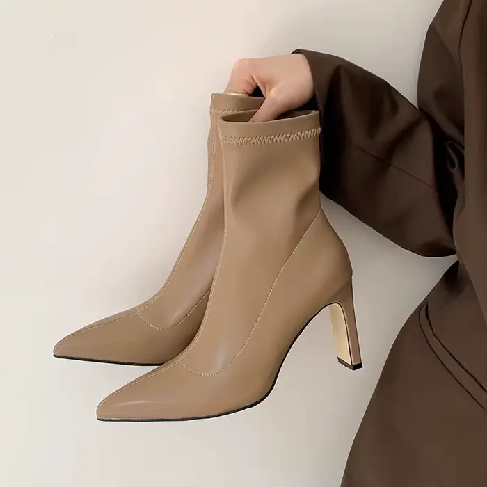 Bottines à talons hauts pour femmes, chaussures courtes élégantes à bout pointu, à la mode, Style de