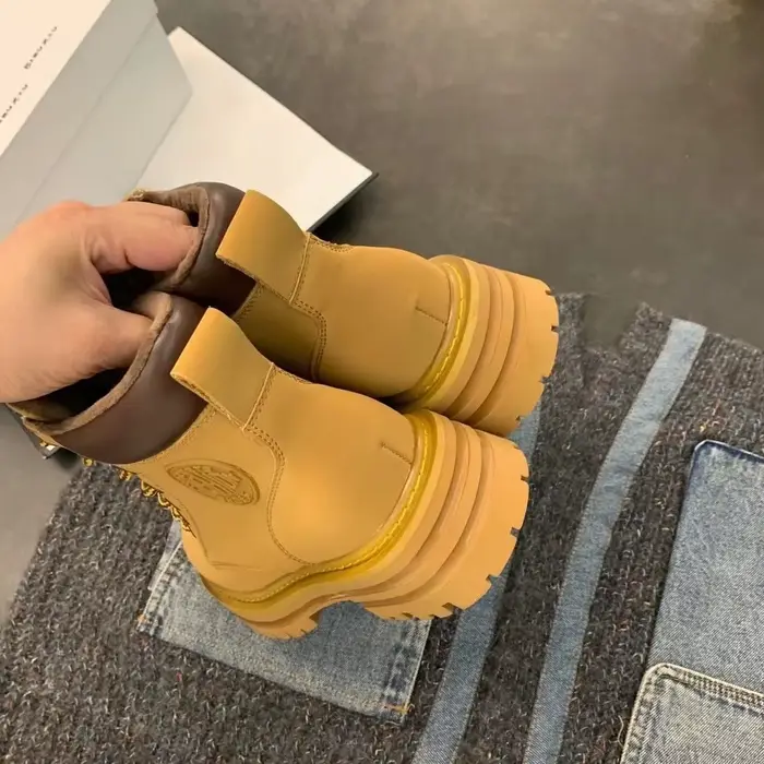 Bottes de rinçage à lacets pour femmes