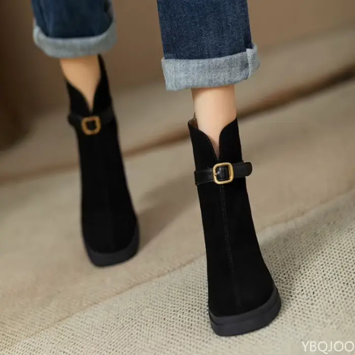 À la mode polyvalent semelle épaisse talon épais femmes bottes automne hiver élégant simple talons hauts loisirs