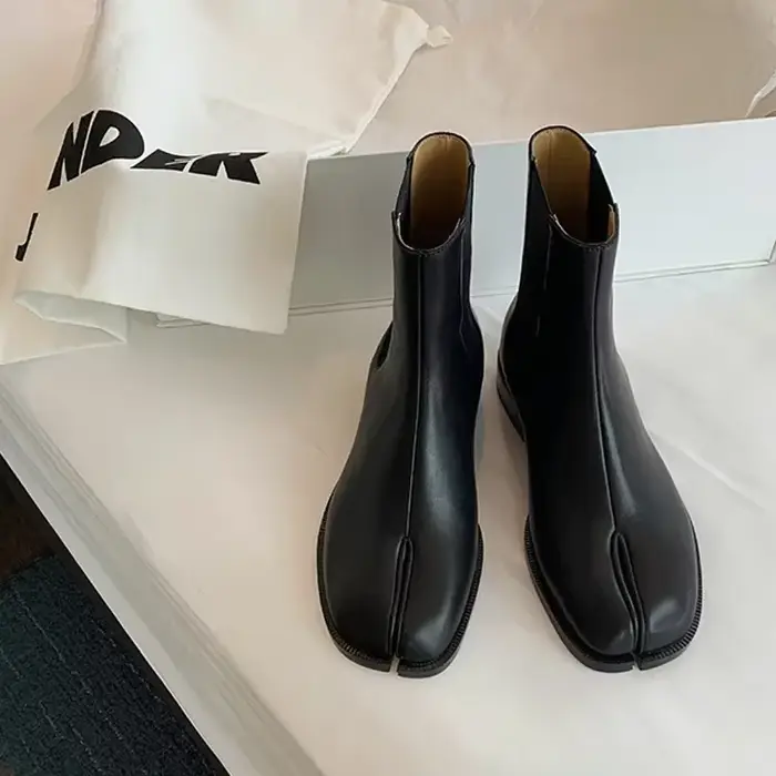 Bottines rétro à bout fendu pour femme