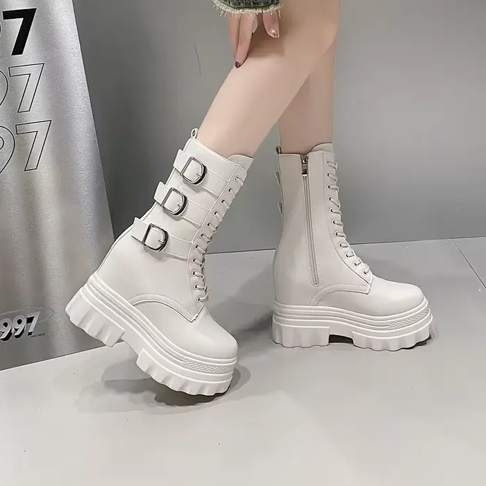 Bottes à lacets en cuir pour femme