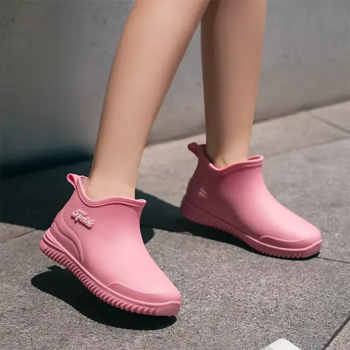 Bottes de pluie basses doublées de coton pour femmes polyvalentes en PVC pour la cuisine et les promenades sous la pluie