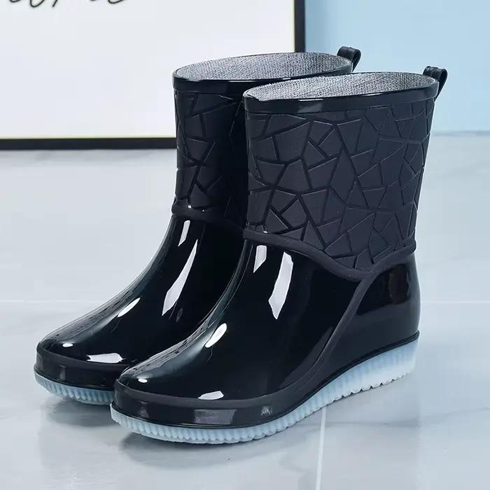 2025 chaussures de pluie en plein air pour femmes bottes de mode pour femmes nouveau anti-dérapant r
