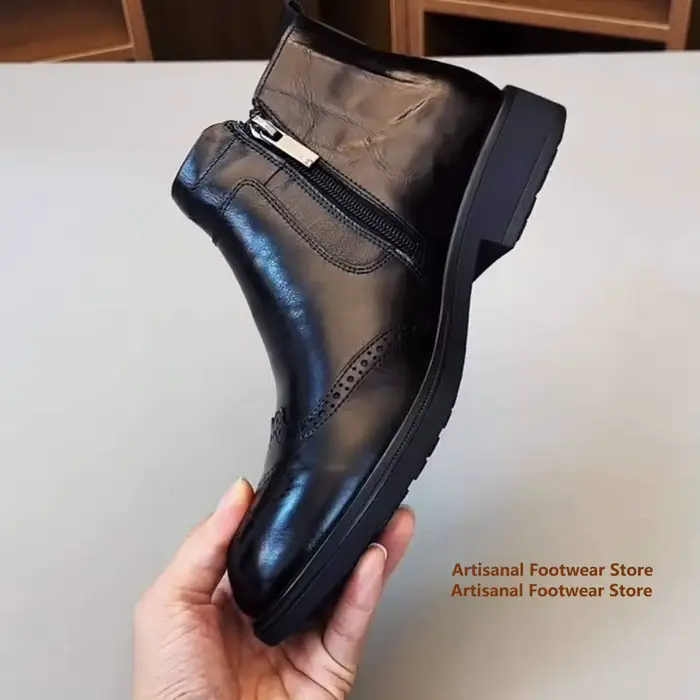 Bottes Chelsea brogues noires en cuir de vachette pour hommes