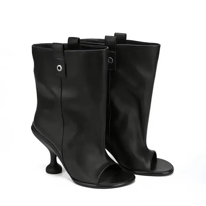 Nouvelles Bottes Courtes à Tube Large et Bout Rond Printemps-Été 2026