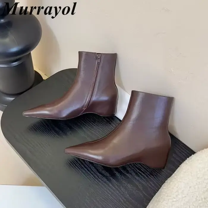 Femmes talon épais bottes courtes en cuir véritable bout pointu fermeture éclair conception cheville Botas dames