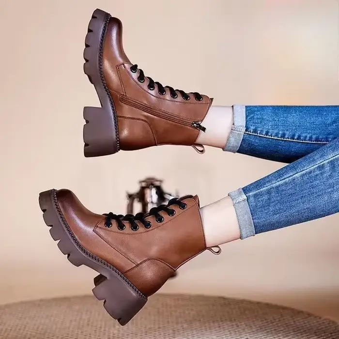 Bottes mi-mollet en cuir à lacets pour femmes