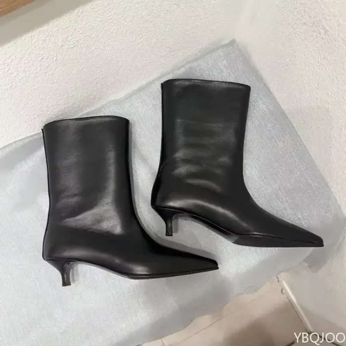 Bottes courtes à talons de chat pointus pour femmes