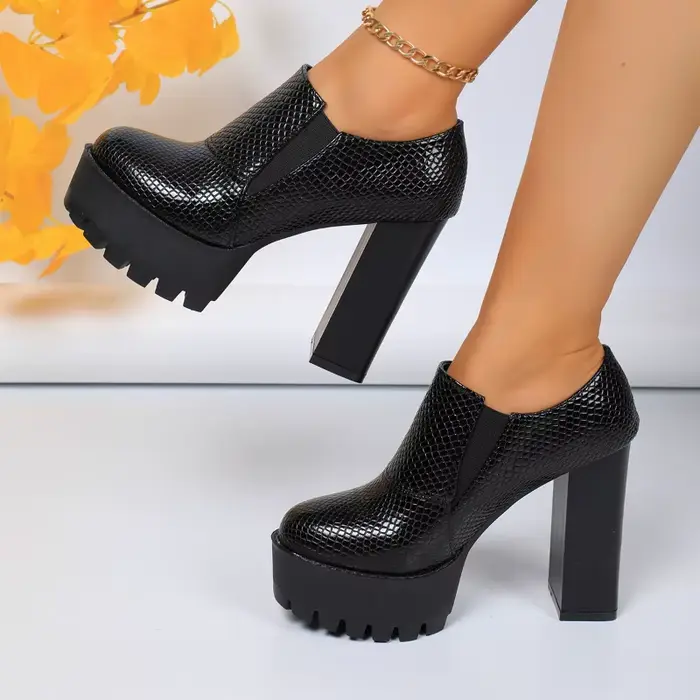 Bottes de rinçage noires pour femmes avec talons carrés hautes, fermeture à glissière latérale, semelle en caoutchouc, fabrication manuelle, style moderne pour occasions décontractées