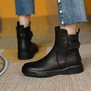 Bottes courtes pour femmes automne et hiver nouvelle semelle épaisse décontractée boucle haute bout 