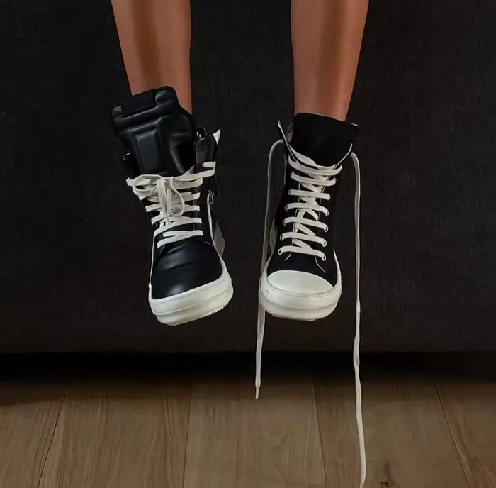 R-o qualité hommes chaussure en cuir noir bottine extérieur bottes haut chaussures décontractées fermeture éclair femmes Sneaker plat peau de vache baskets