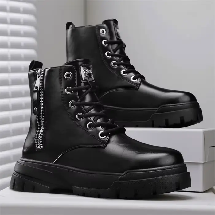 Bottes de travail de moto à semelles épaisses mi-mollet pour hommes en cuir artificiel style britannique robustes et élégantes pour hiver et travail