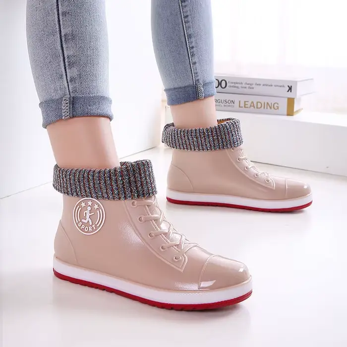 Bottes de pluie en peluche doublées de fourrure pour femmes