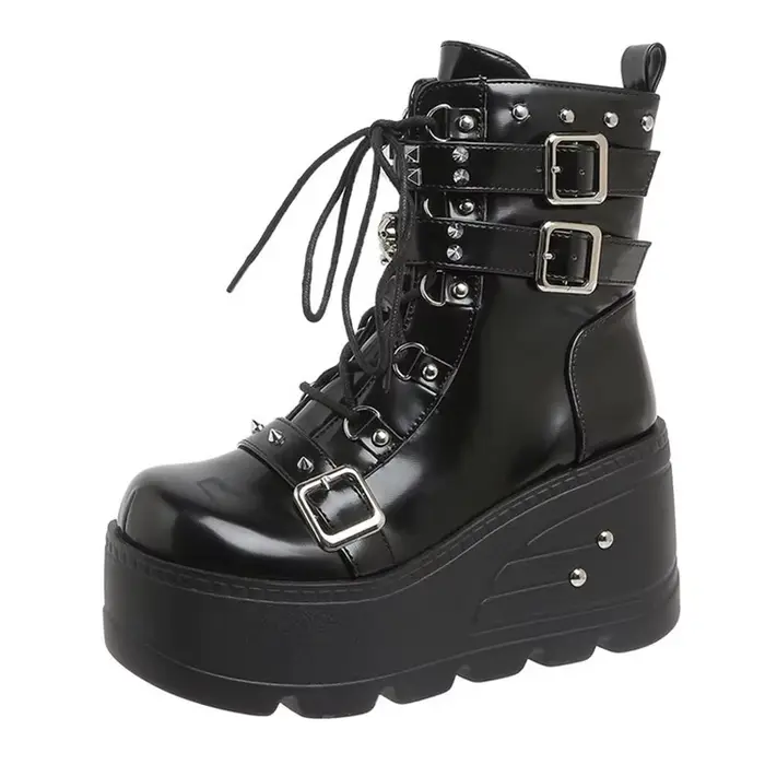 2025 nouveau Punk femmes bottes compensées dames chaussures en cuir verni botte Rivets Cosplay botti