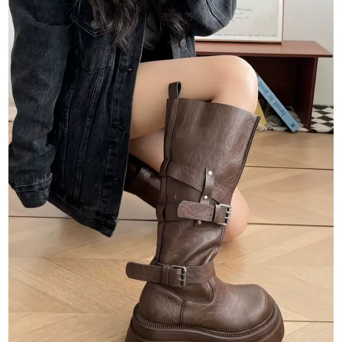 Bottes longues polyvalentes pour femmes, style rétro avec boucle de ceinture, nouvelle collection au