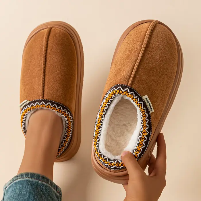 Hiver anti-dérapant femmes doux pantoufle bottes mode Couples extérieur décontracté intérieur flou chaud confort hommes en peluche Houseshoes filles