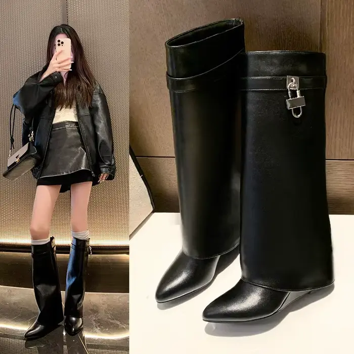 Bottes longues montantes pour femme avec boucle métallique