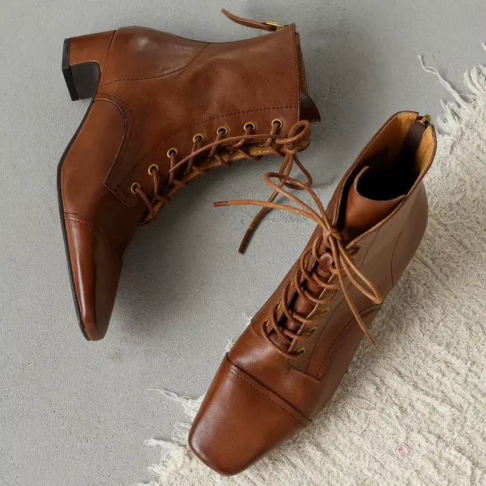 2025New femmes en cuir de vache bout carré à lacets dos zip automne bottines de haute qualité doux confort 4 cm chaton talon bottes courtes