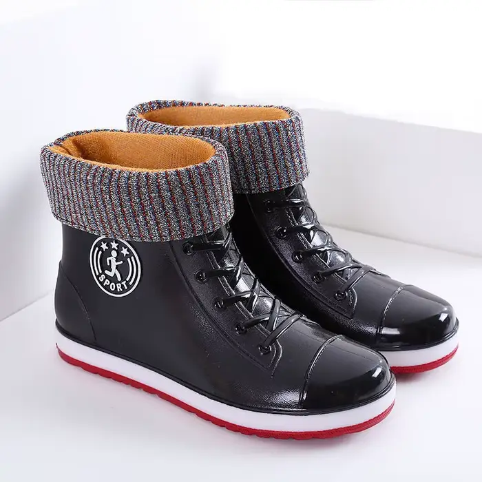 Bottes de pluie en peluche doublées de fourrure pour femmes