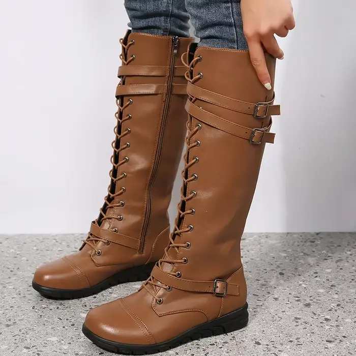 Bottes rock punk pour femmes, style gothique, bottes hautes en cuir, bout rond, semelle en caoutchouc, entièrement fabriquées à la main, pour hiver et occasions spéciales
