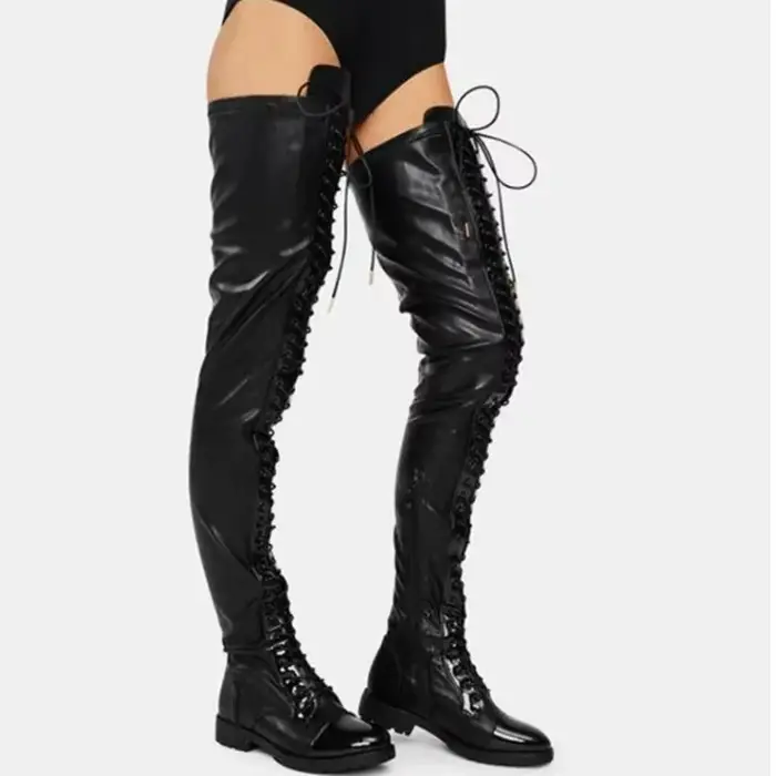 Bottes noires à lacets et talons bas au-dessus du genou pour femmes