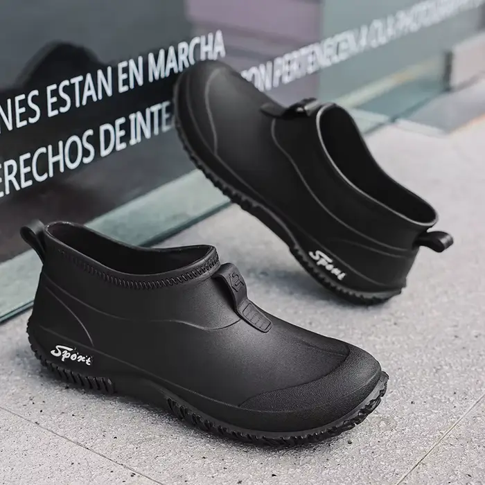 Bottes de pluie basses de style britannique pour homme chaussures plates imperméables confortables pour toutes les saisons