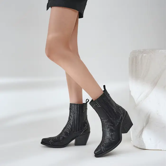 2026 femmes bottes de cowboy occidentales bout pointu brodé talon bloc mode