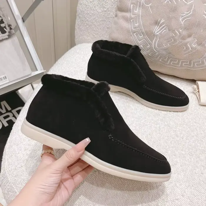 Bottes de neige en cuir pour femmes bottines montantes 2025 hiver nouveau Style avec polaire chaussures de laine de luxe