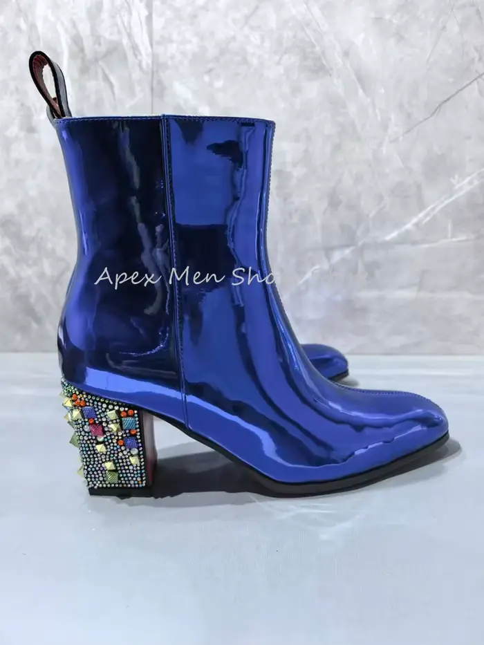 Bottines en cuir verni bleu nuit brillant, talons hauts, rivets colorés, bottes de travail pour homm