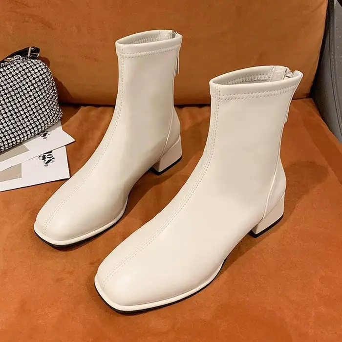 Bottes polyvalentes à talons bas pour femmes, chaussures courtes élégantes et minimalistes à bout ca
