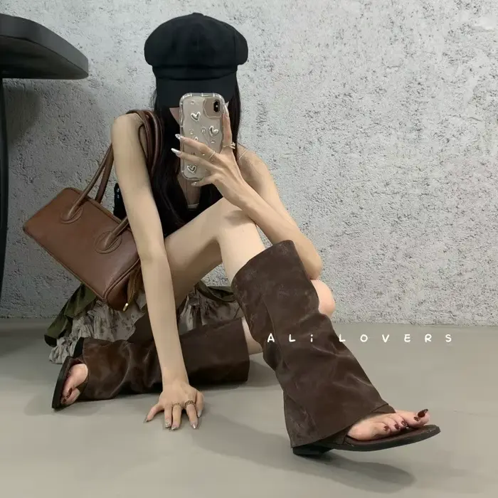 Bottes à bout carré style français pour femme