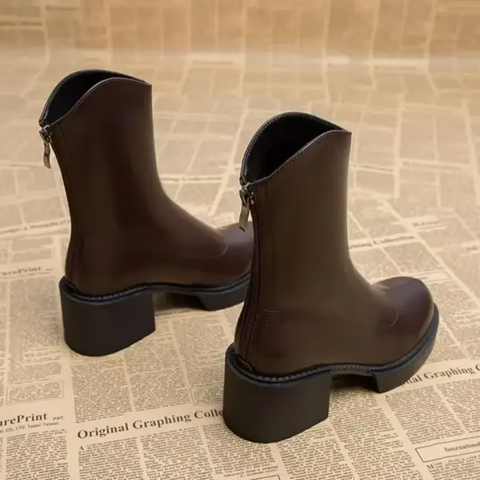 Chaussures élégantes à talons mi-mollet pour femmes