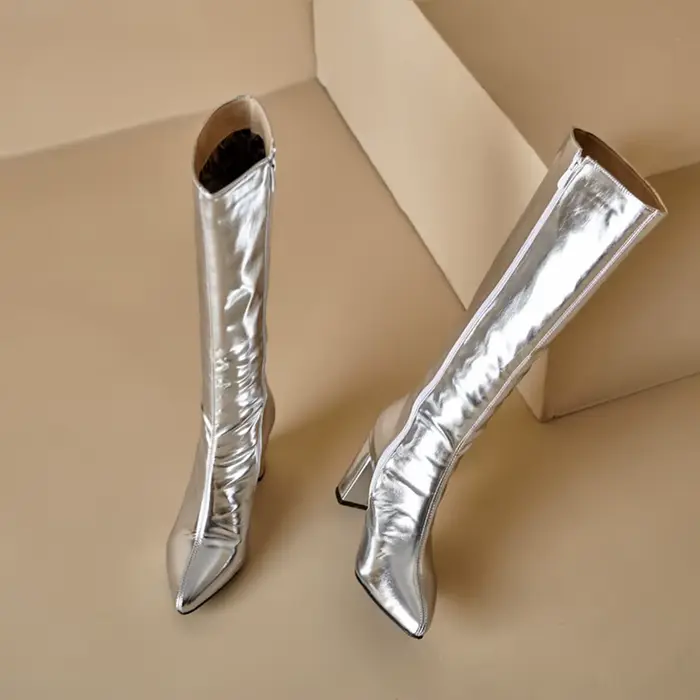 Bottes hautes en cuir à talons hauts pour femme