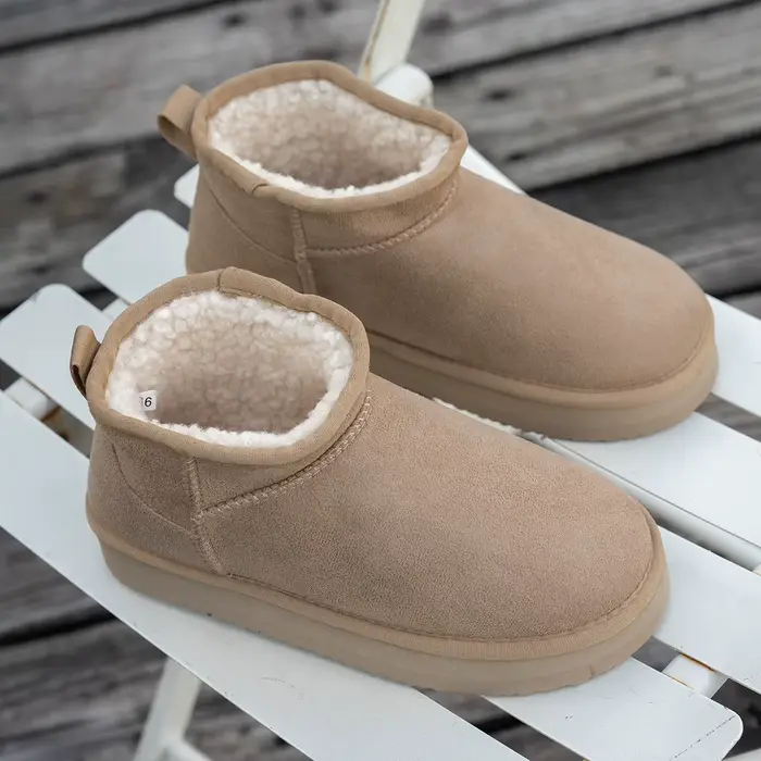 Bottines d'hiver décontractées en peluche pour femmes, couleur unie, bottes à enfiler chaudes et cou
