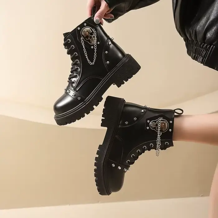 Bottes punk femme bout rond à lacets talon moyen en cuir pour hiver et sorties nocturnes