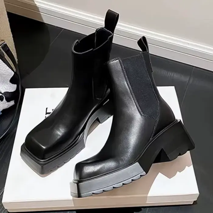 Bottines Chelsea noires à talons épais pour femmes, bottines de Style britannique en cuir à bout car