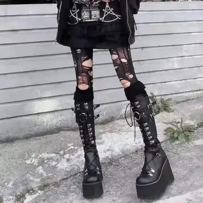 Bottes longues à semelles compensées pour femmes