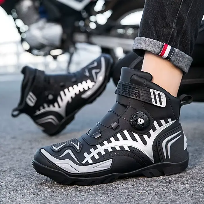Bottes de moto en cuir respirantes et antidérapantes pour hommes occasions spéciales et courses de moto