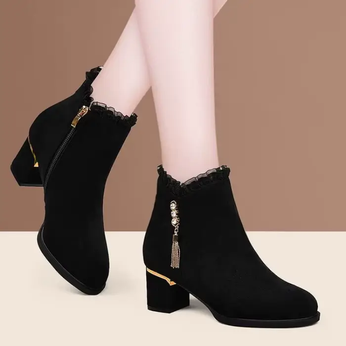 Bottes d'hiver pour femmes bout rond doublure en peluche courte talon moyen fermeture éclair côté flanelle élégantes pour les occasions spéciales