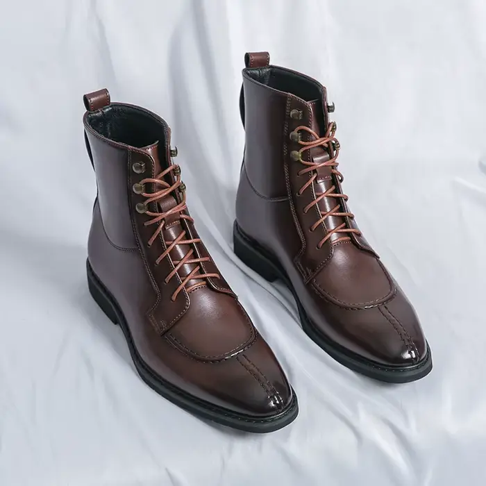 Bottes en cuir pour hommes britanniques mode pointu robe d'affaires botte à lacets bottes hautes pou