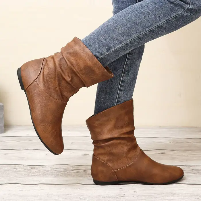 Taille 36-42 automne femmes en cuir bottes courtes sans lacet mode plissé bout rond talon bas femmes