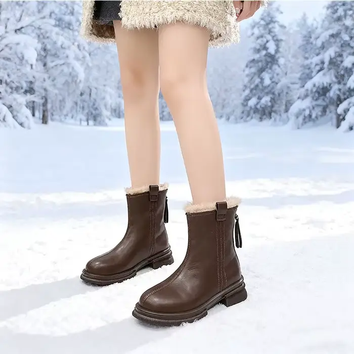 Bottes de neige en peluche chaude pour homme antidérapantes et confortables pour les activités hivernales et les sorties quotidiennes