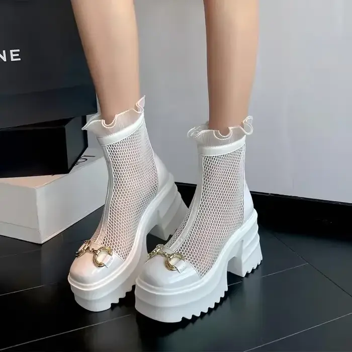 Bottes respirantes au talon carré style japonais pour femmes, été Kawaii, confort et élégance pour toutes les occasions