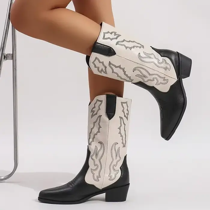Bottes de Cowboy occidentales brodées pour femmes