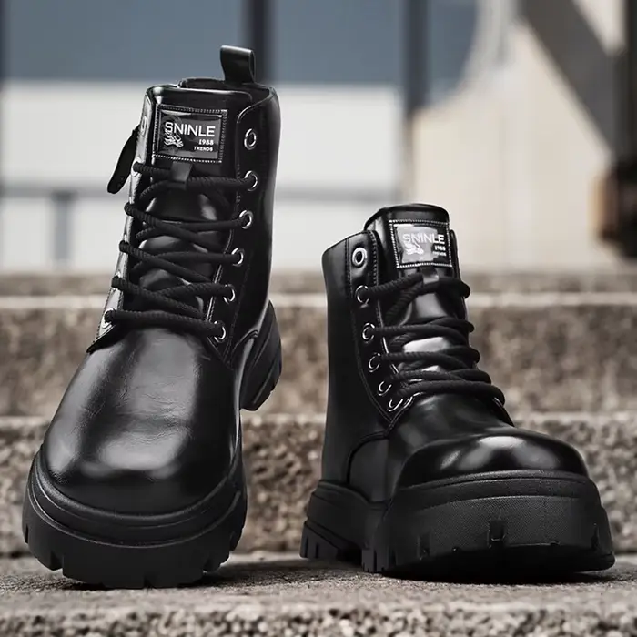 Bottes de travail de moto à semelles épaisses mi-mollet pour hommes en cuir artificiel style britannique robustes et élégantes pour hiver et travail