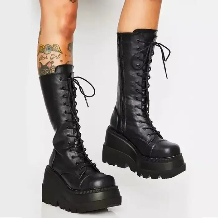 Bottes à plateforme punk pour femmes