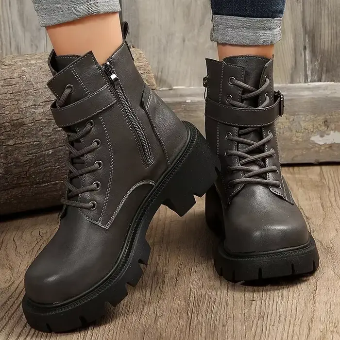 Rétro fond épais marron bottines femmes 2025 hiver boucle en métal décoration bottes de Combat grande taille femme chaussures avec plate-forme