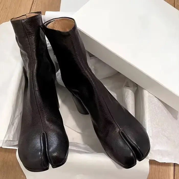 Bottines Tabi en cuir pour femmes