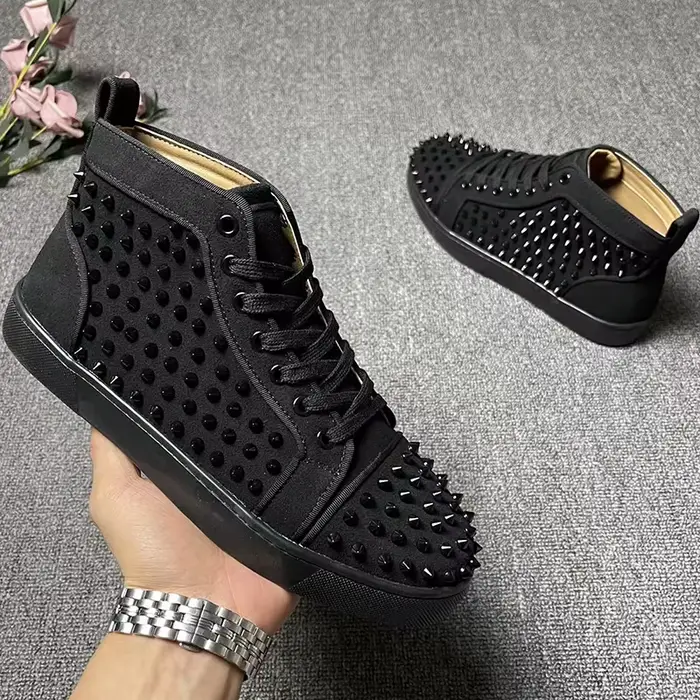 Marque italienne designer hommes bottes de luxe mode rivets chaussures scène discothèque vache daim 
